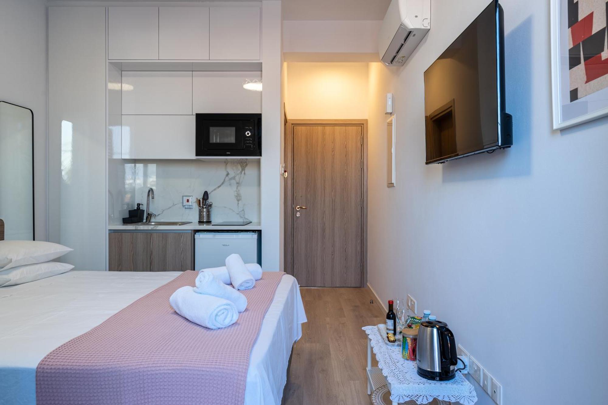 Le Voyageur By The Sea - Furnished Rooms Lárnaka Kültér fotó