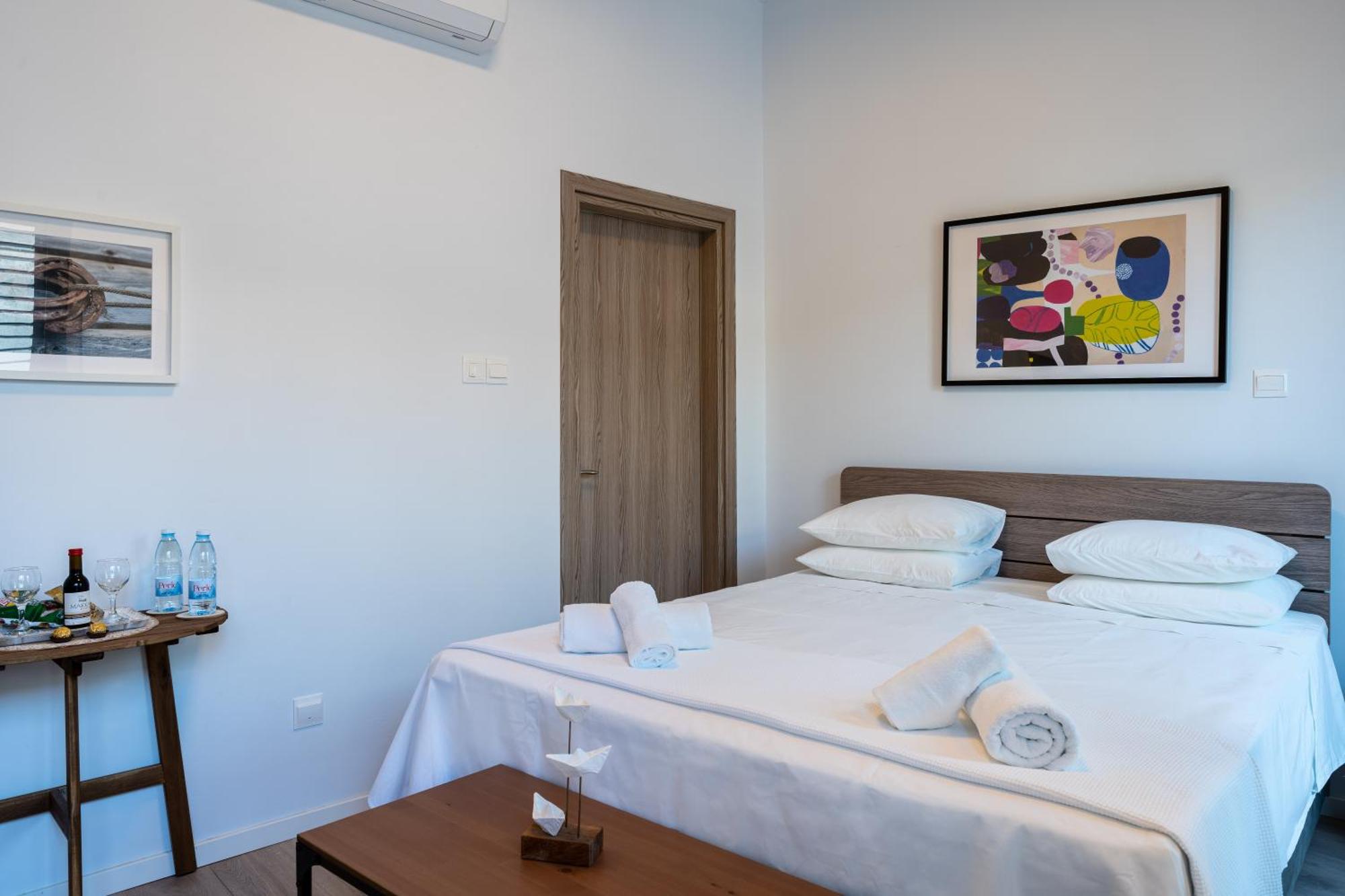 Le Voyageur By The Sea - Furnished Rooms Lárnaka Kültér fotó