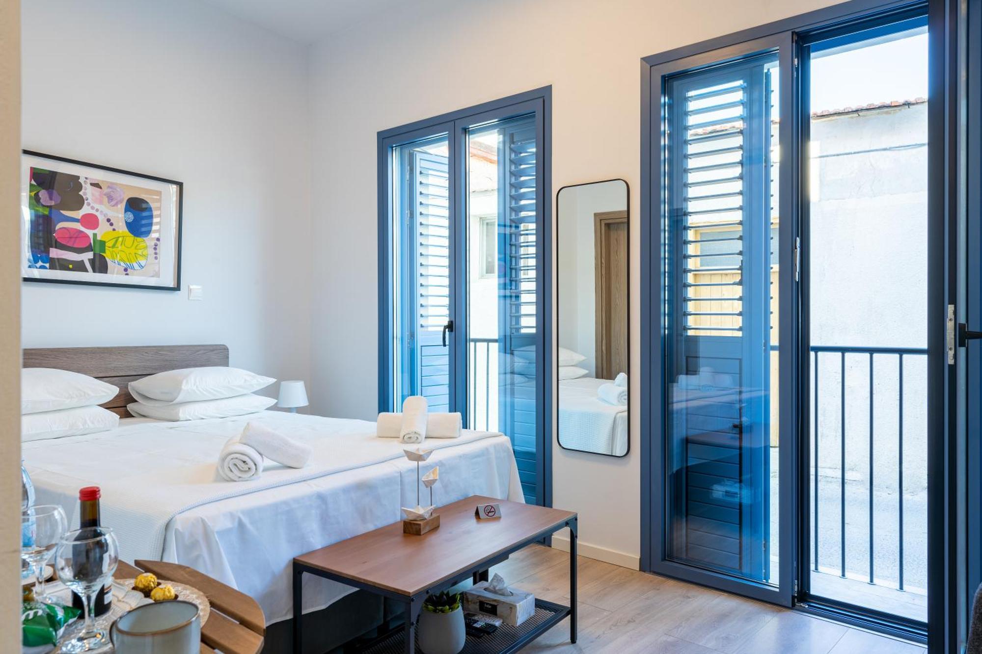 Le Voyageur By The Sea - Furnished Rooms Lárnaka Kültér fotó