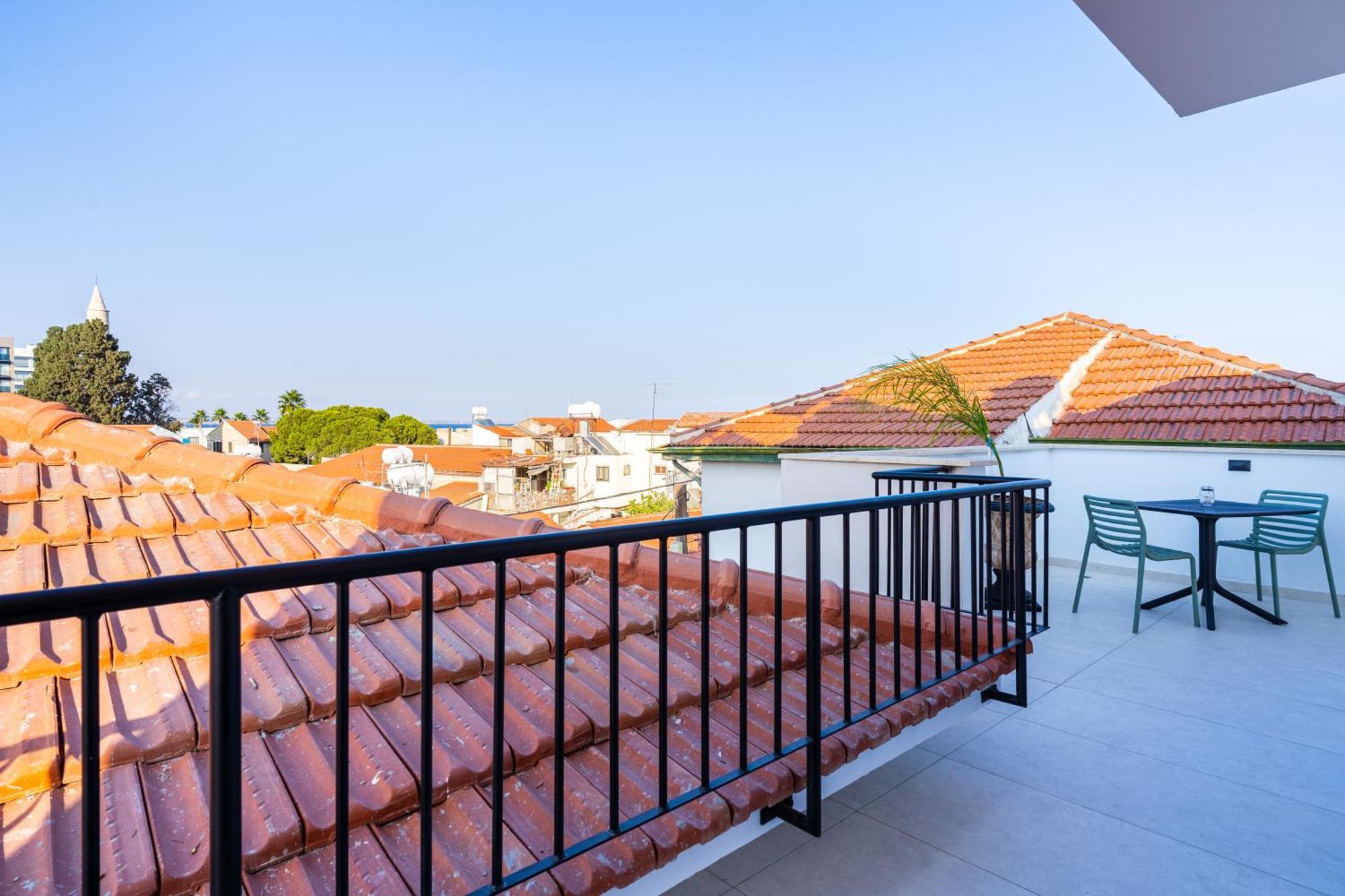 Le Voyageur By The Sea - Furnished Rooms Lárnaka Kültér fotó